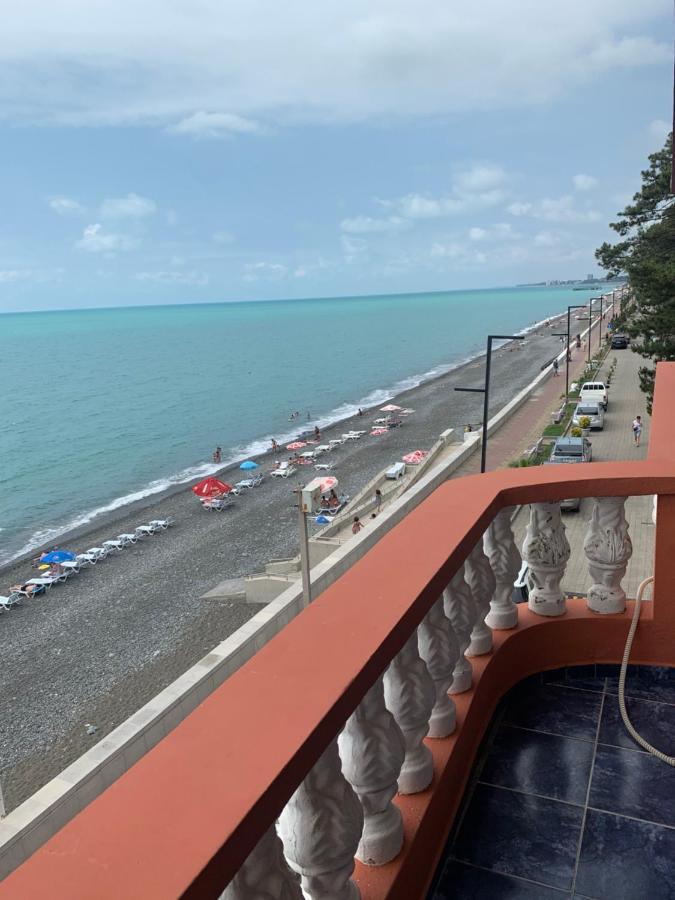 Guest House Rusalka Kobuleti Esterno foto