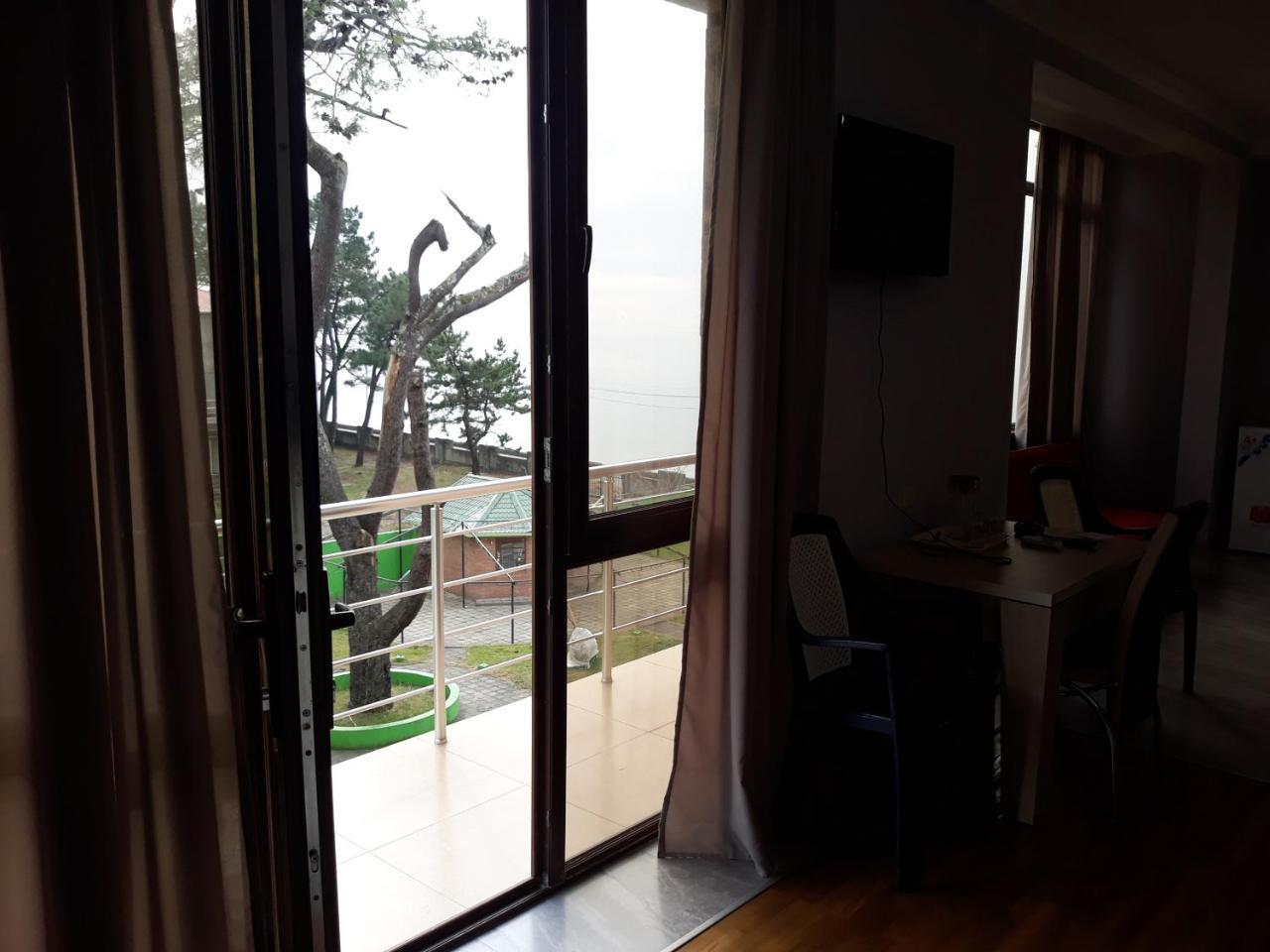 Guest House Rusalka Kobuleti Esterno foto
