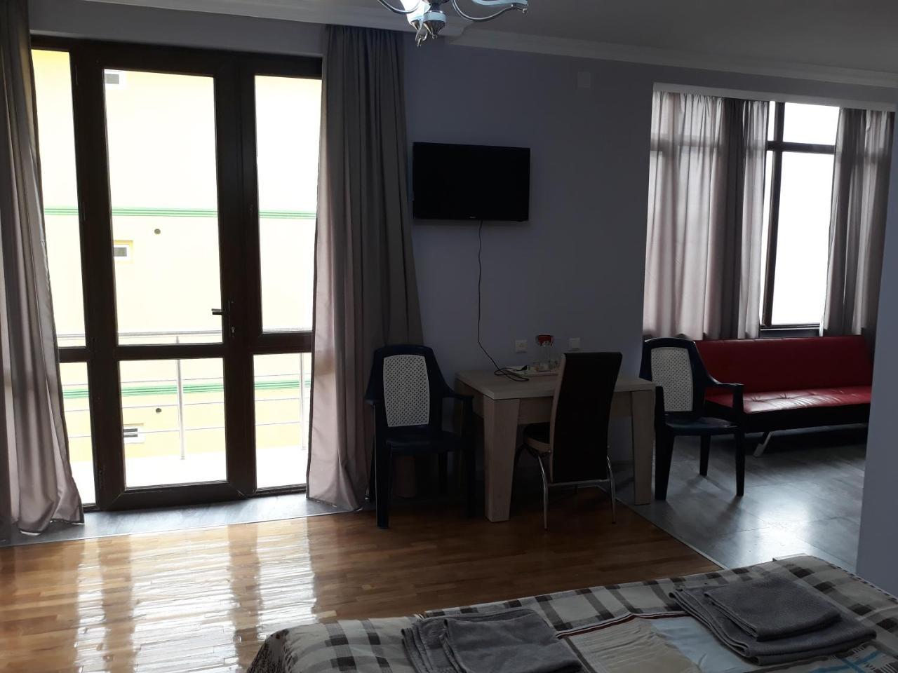 Guest House Rusalka Kobuleti Esterno foto